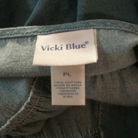 *Dress - Picture 2 of 6